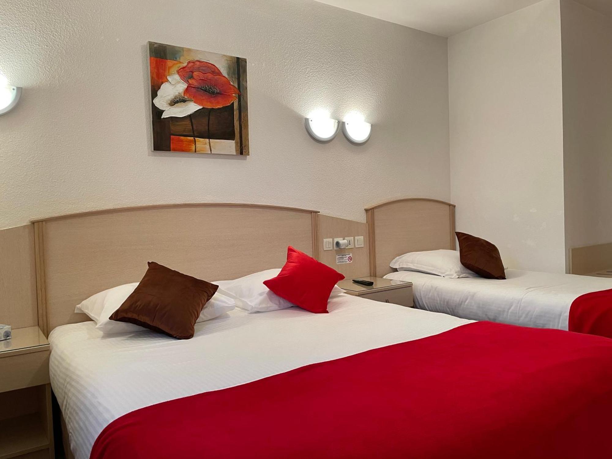 Hotel Le Kolibri Tournus Exteriör bild